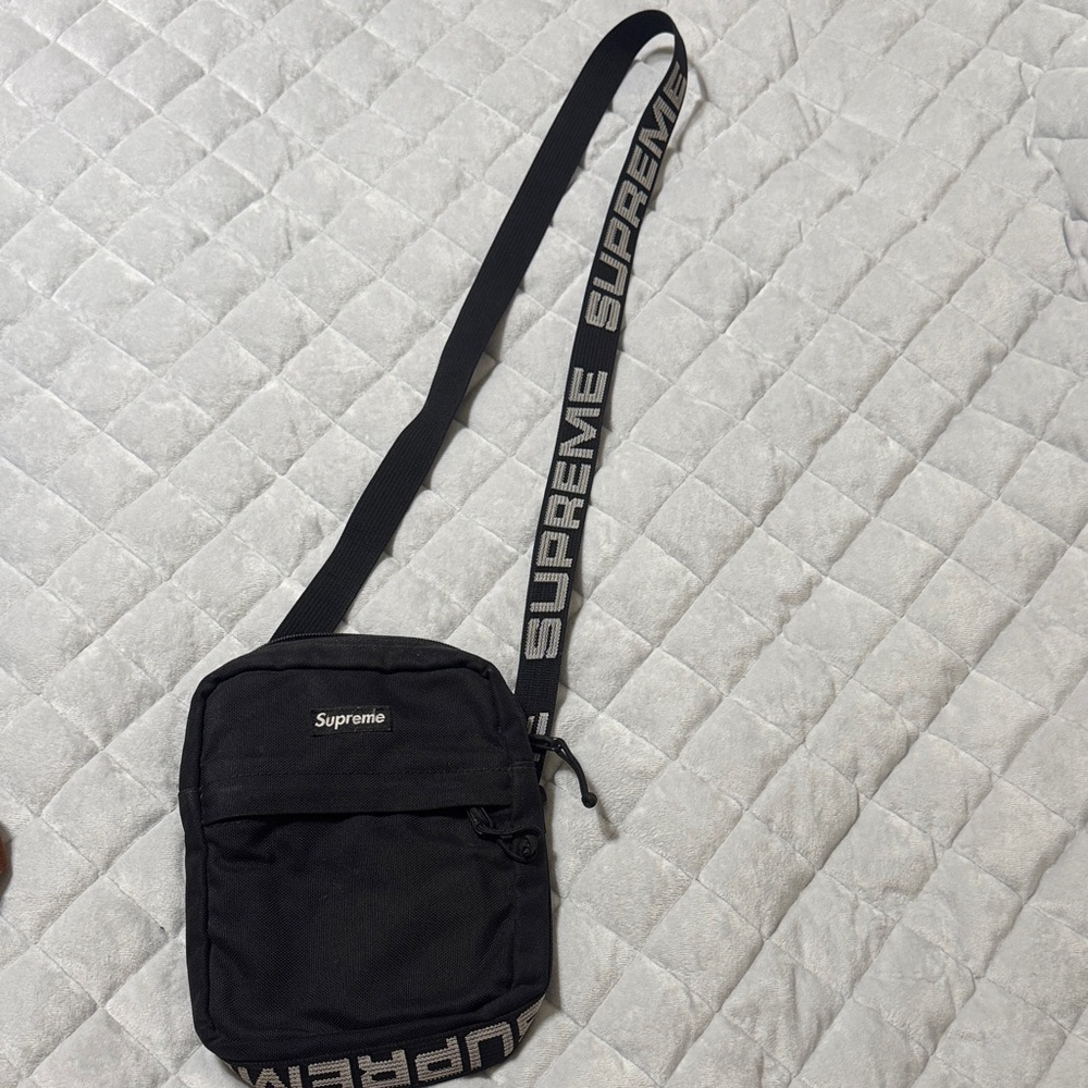 Supreme Black Small Crossbody Bag with Logo Strap